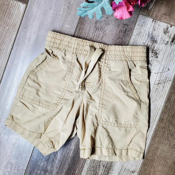 Old Navy Toddler Boy Khaki Shorts Size 18-24M - Picture 5 of 6